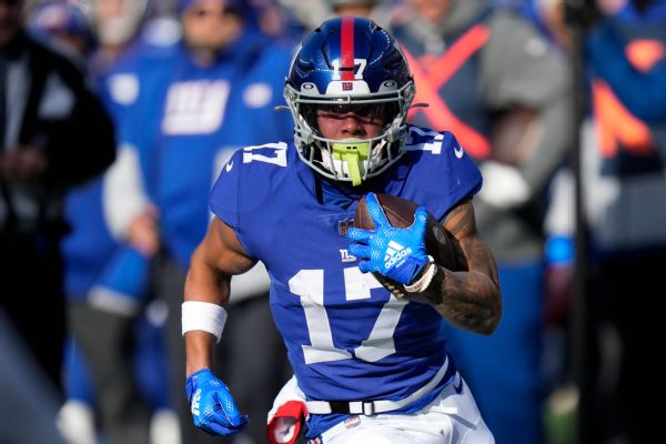 Giants WR Robinson out for season with torn ACL