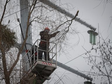 Ukraine utility crews adapt, overcome after Russian strikes