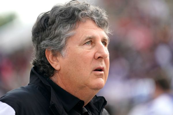 Mississippi State coach Leach dies at age 61