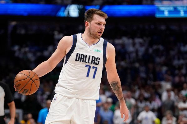 Doncic leaves win over Suns with ankle sprain