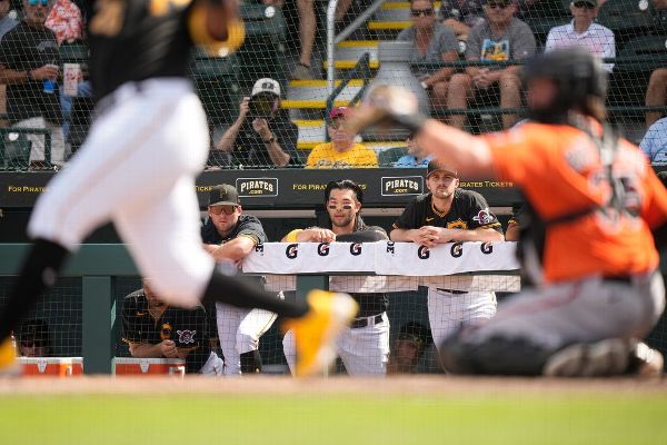 O’s, Pirates play ump-less bottom of ninth inning