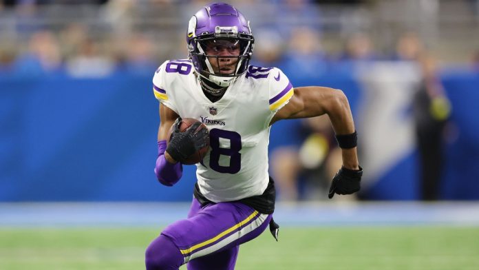 Vikes’ Jefferson injured after hit; Dobbs benched