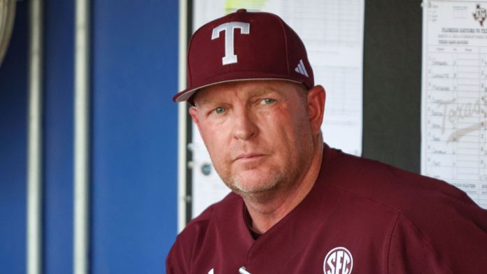 Schlossnagle leaves Texas A&M for rival Longhorns